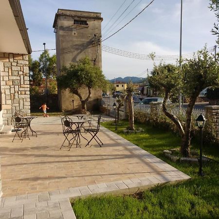 B&B Le Isole Сан-Теодоро Экстерьер фото