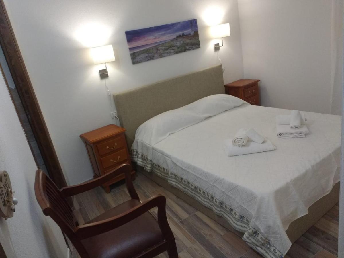 B&B Le Isole Сан-Теодоро Экстерьер фото