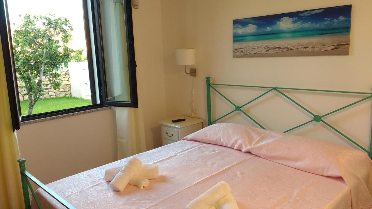 B&B Le Isole Сан-Теодоро Экстерьер фото